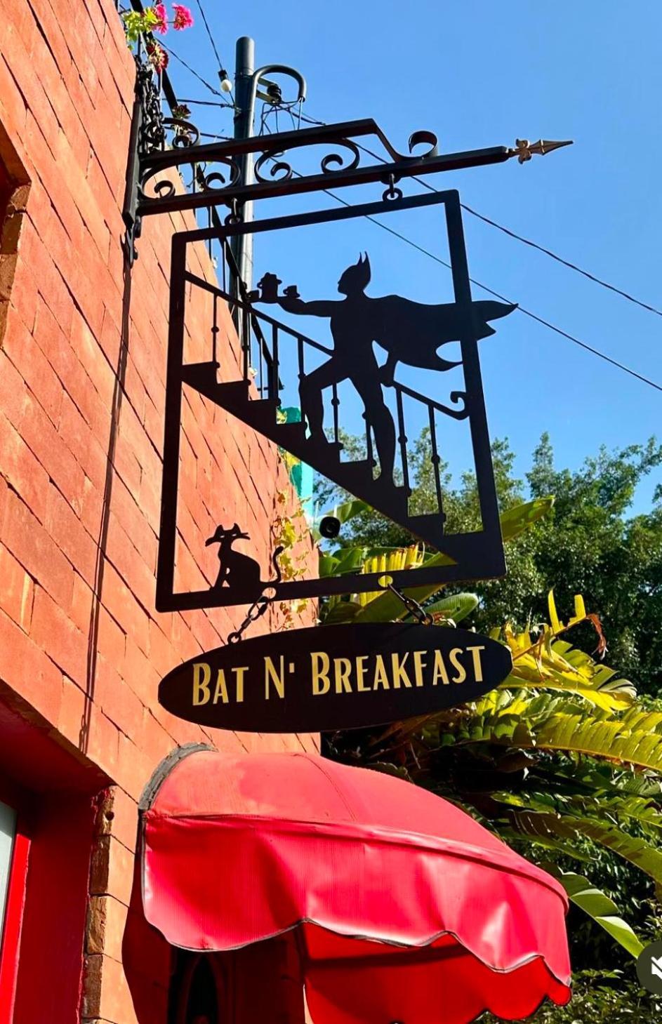 Pousada Bat N Breakfast No Beco Do Batman Сао Паоло Екстериор снимка